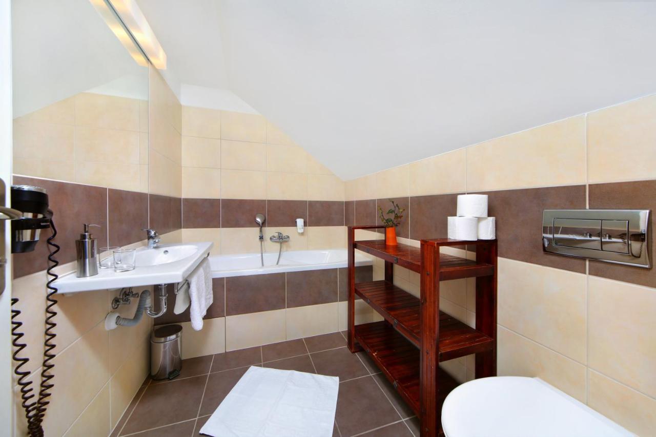 Hotel Erika Špindlerŭv Mlýn المظهر الخارجي الصورة